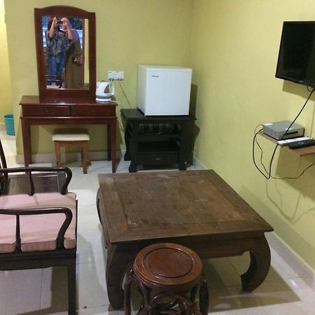 Bohok Guesthouse Pantai Cenang (Langkawi) Dış mekan fotoğraf