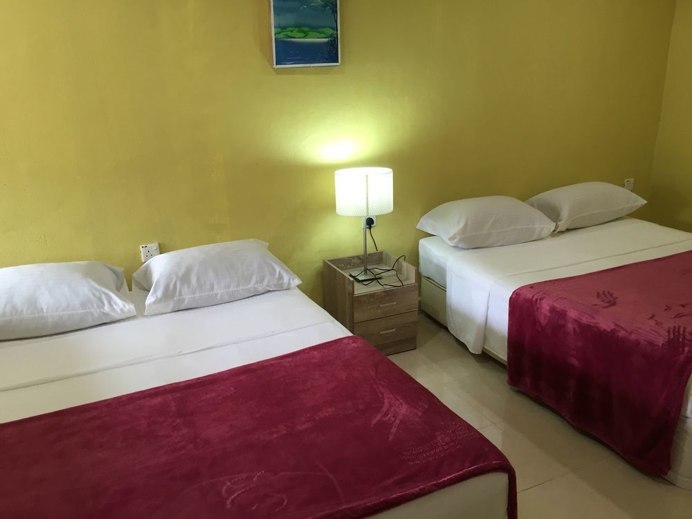 Bohok Guesthouse Pantai Cenang (Langkawi) Dış mekan fotoğraf