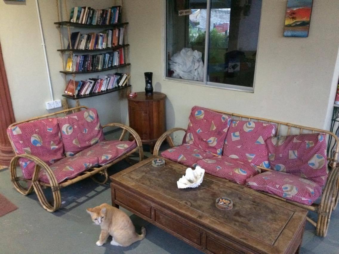 Bohok Guesthouse Pantai Cenang (Langkawi) Dış mekan fotoğraf
